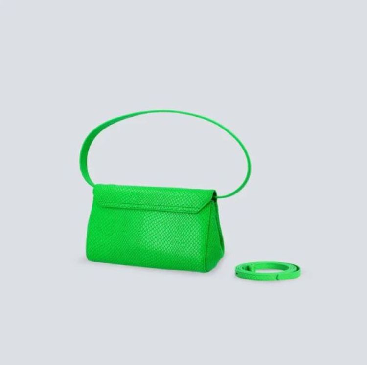  79 APPLE GREEN