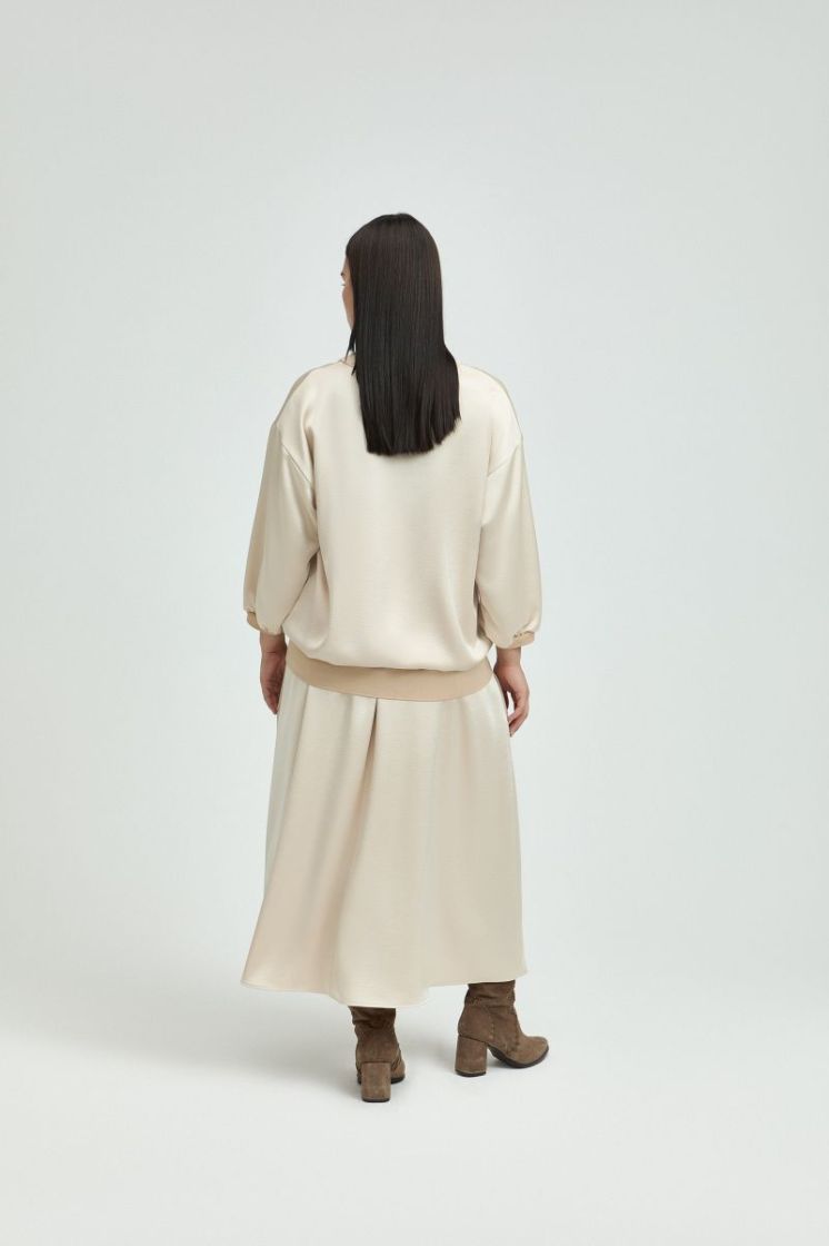 0231 ALMOND MIL