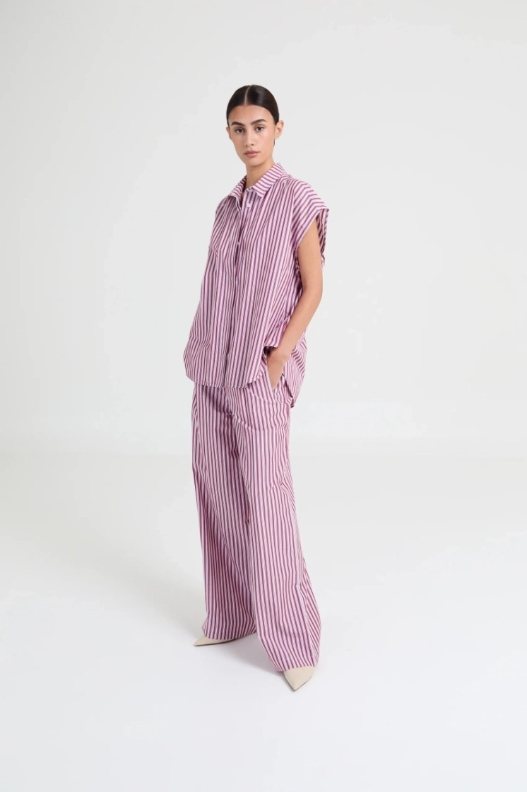  PINK-BURGUNDY
