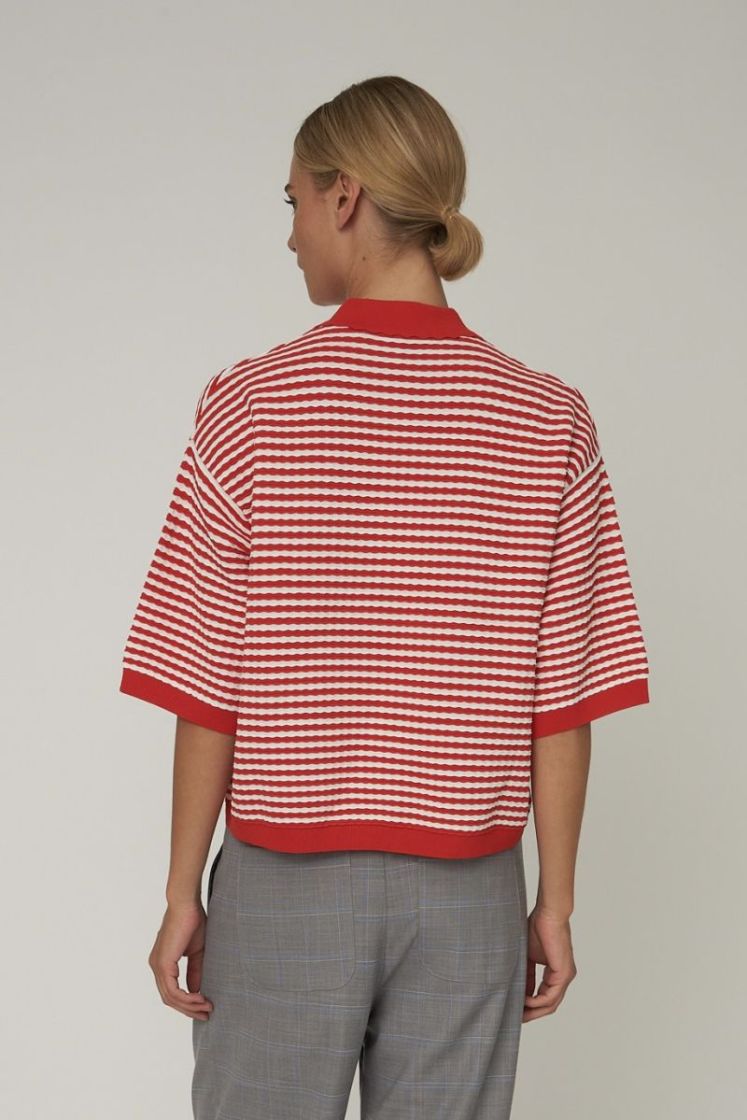  734 RED-CREME