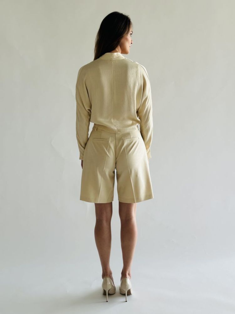  856 CREAM