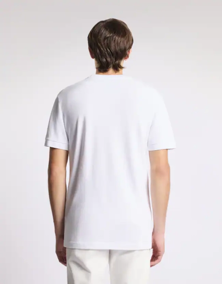  B001 WHITE