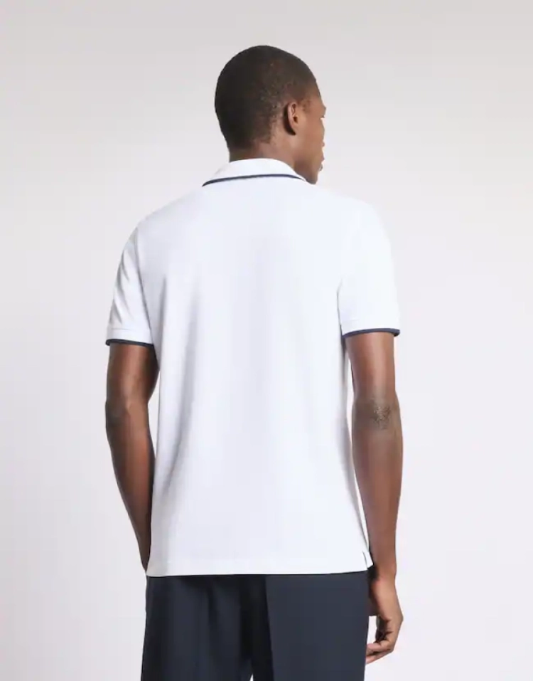  B001 WHITE
