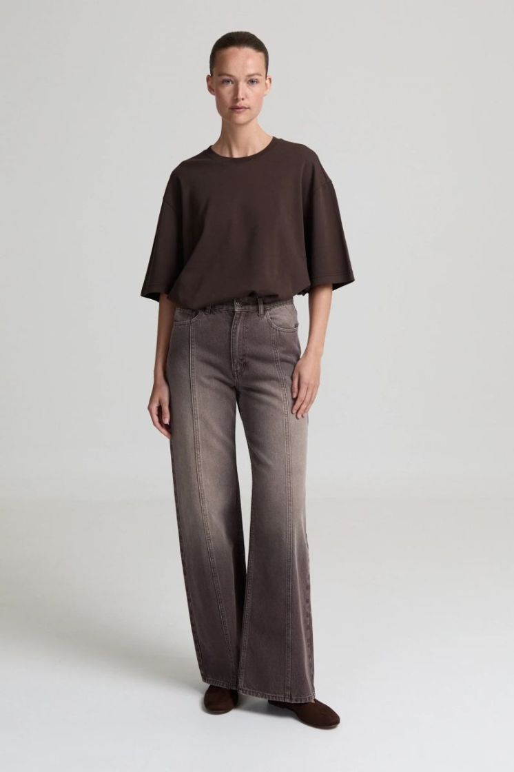 BROWN CHESTNUT