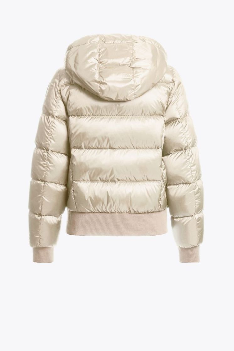  0132 WARM IVORY