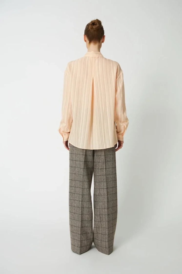 484 PEACH BEIGE