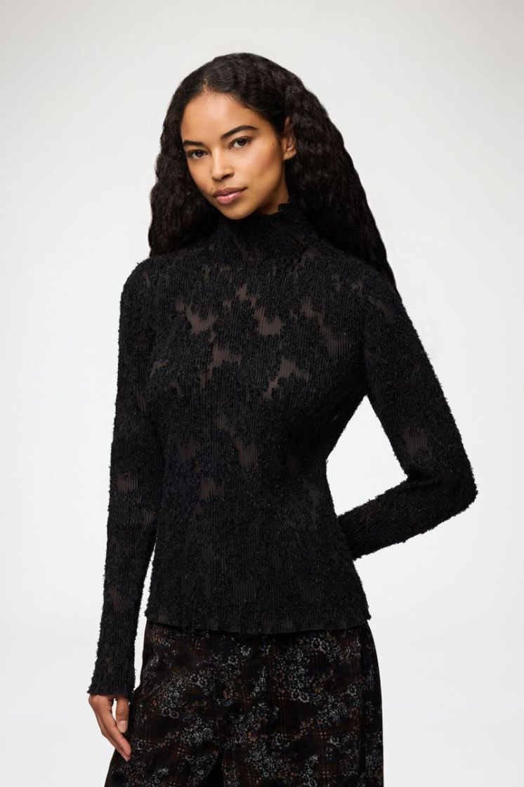  099 BLACK