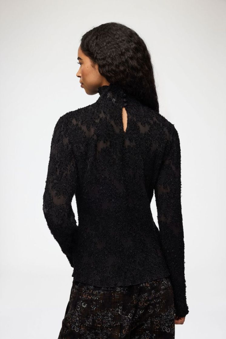  099 BLACK