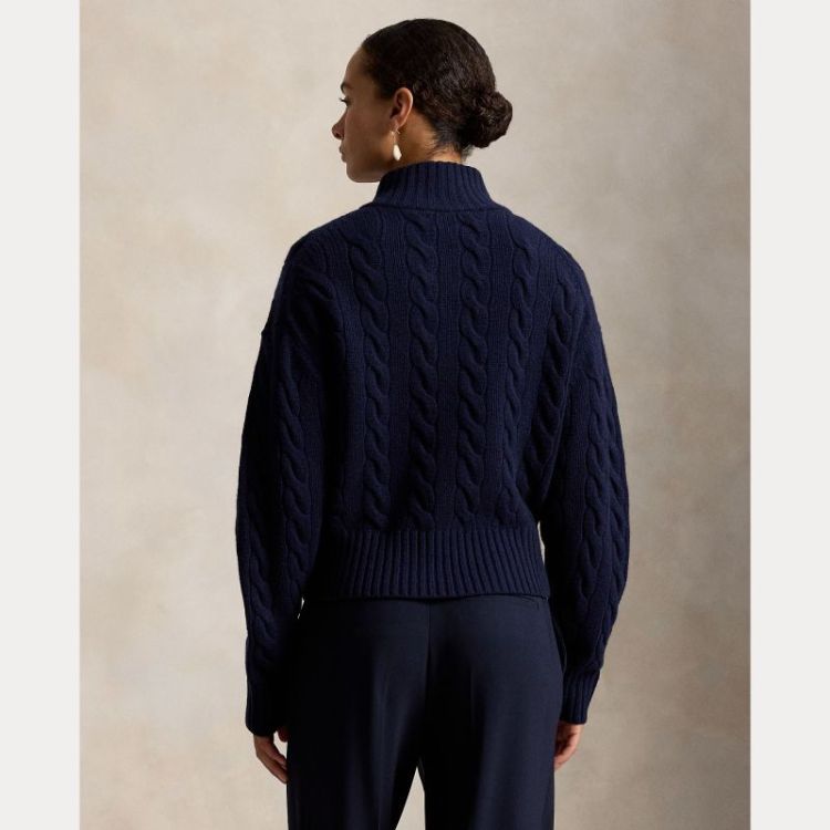  004 HUNTER NAVY