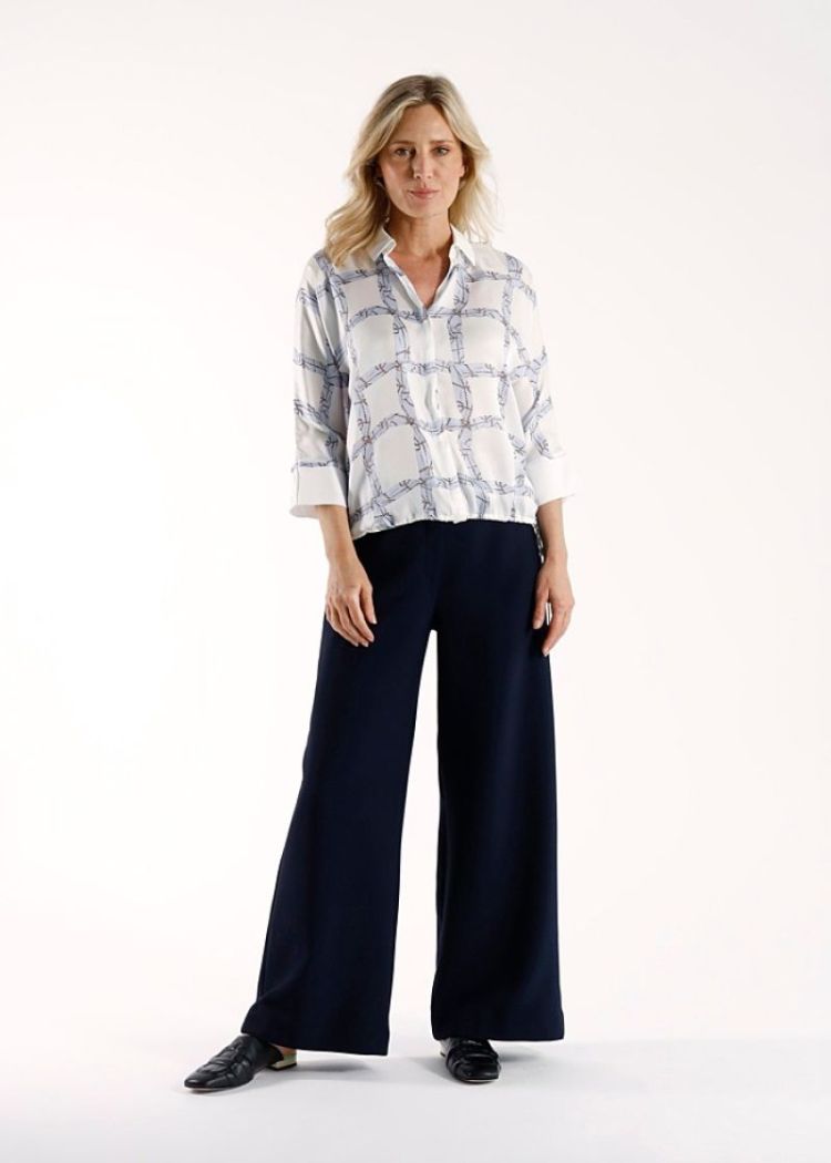 605 L.BLAUW