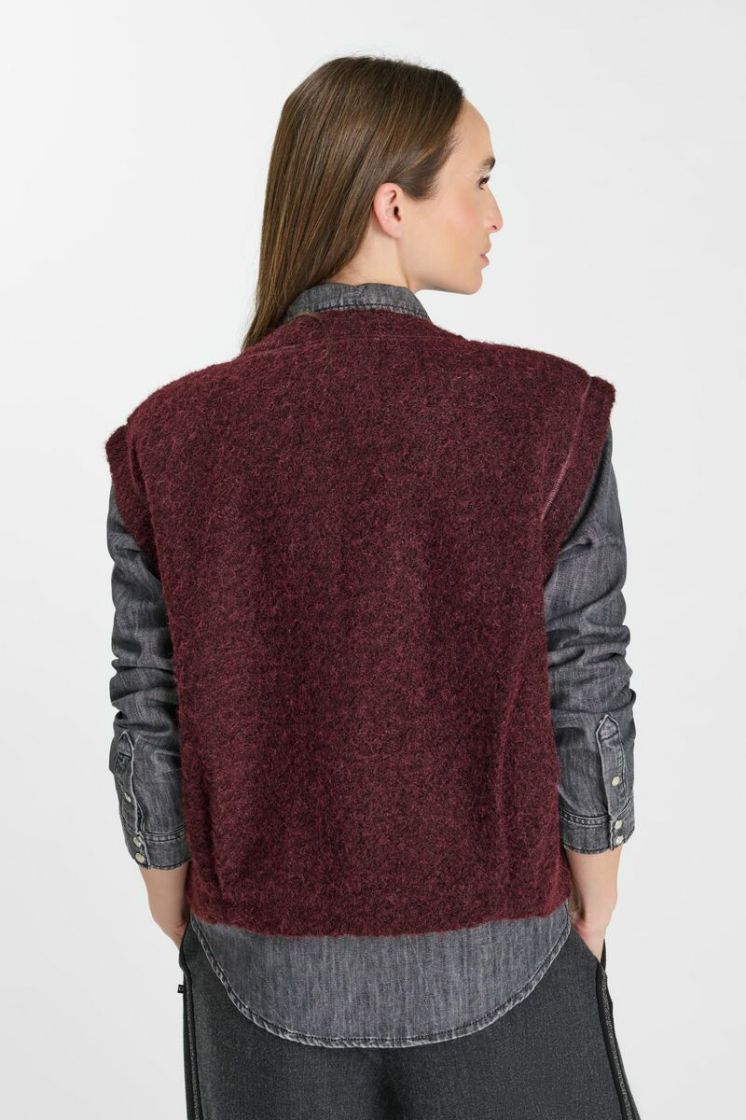 4017 BURGUNDY