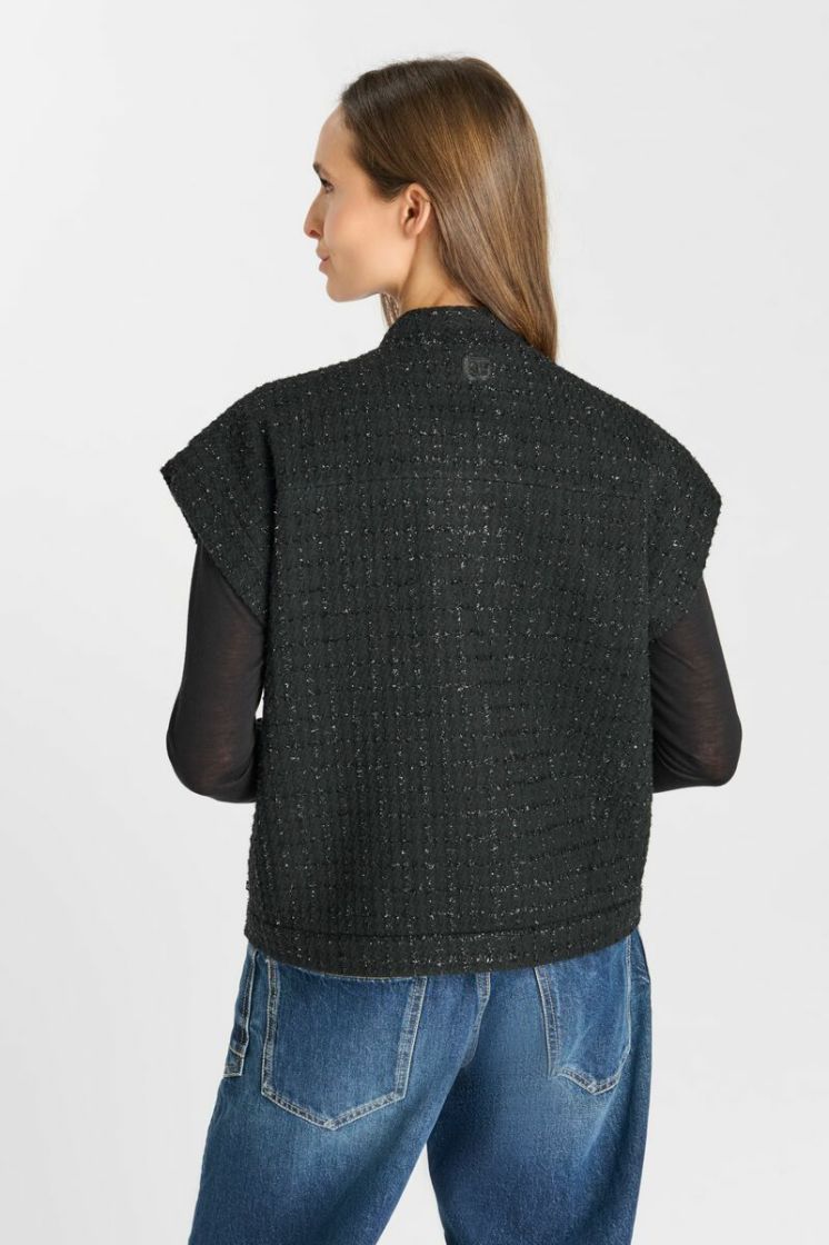  0001 BLACK 