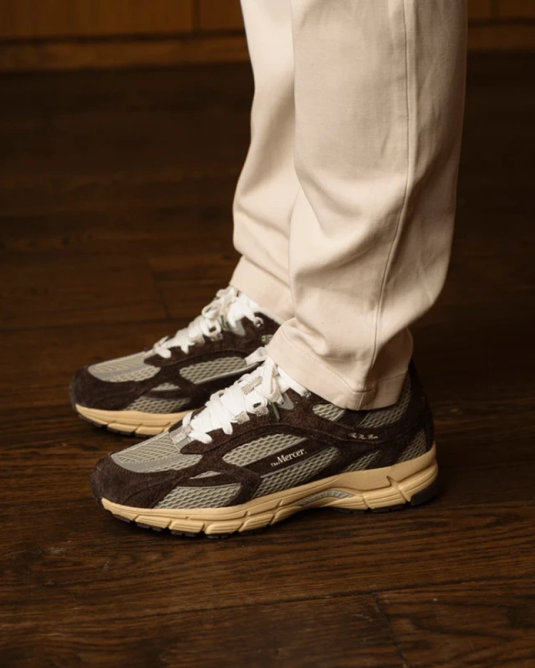 800 BROWN