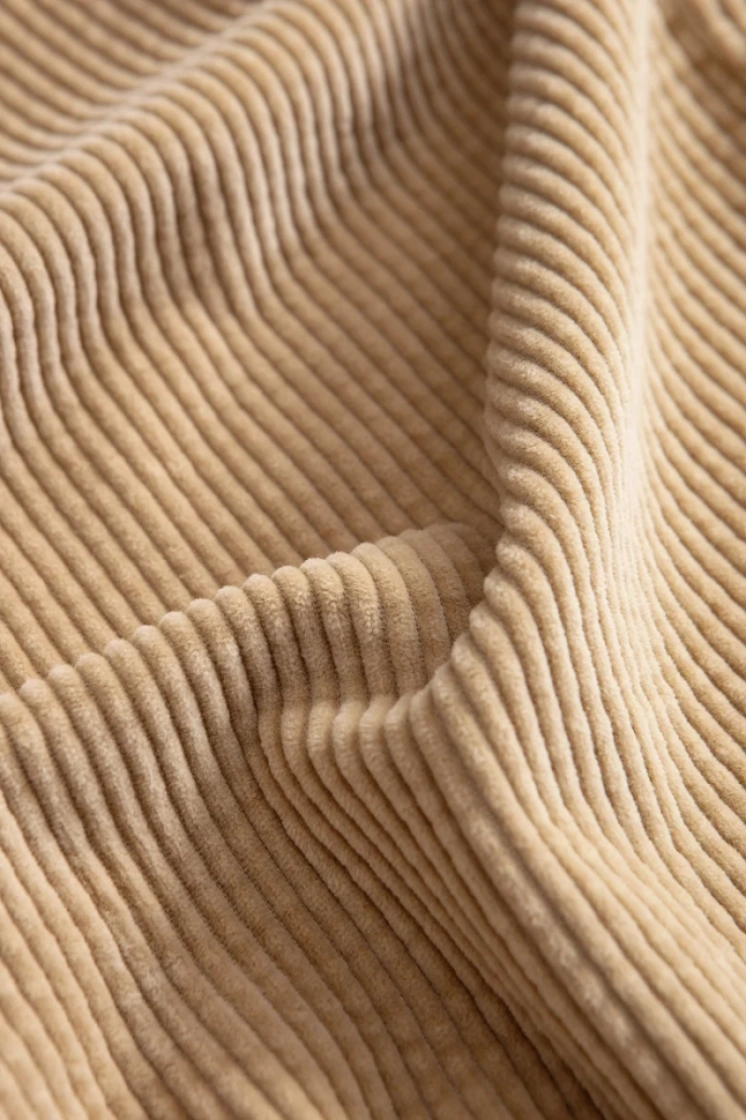 PLAIN TAN