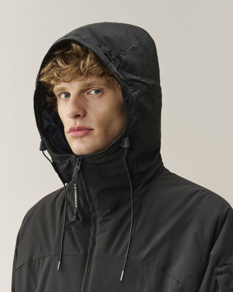  999 BLACK