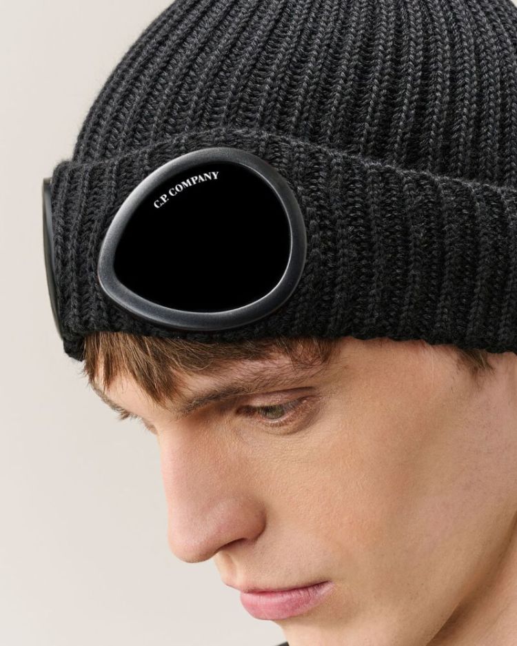 999 BLACK