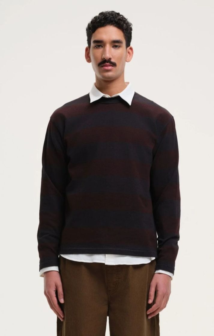  BLACK-BURGUNDY