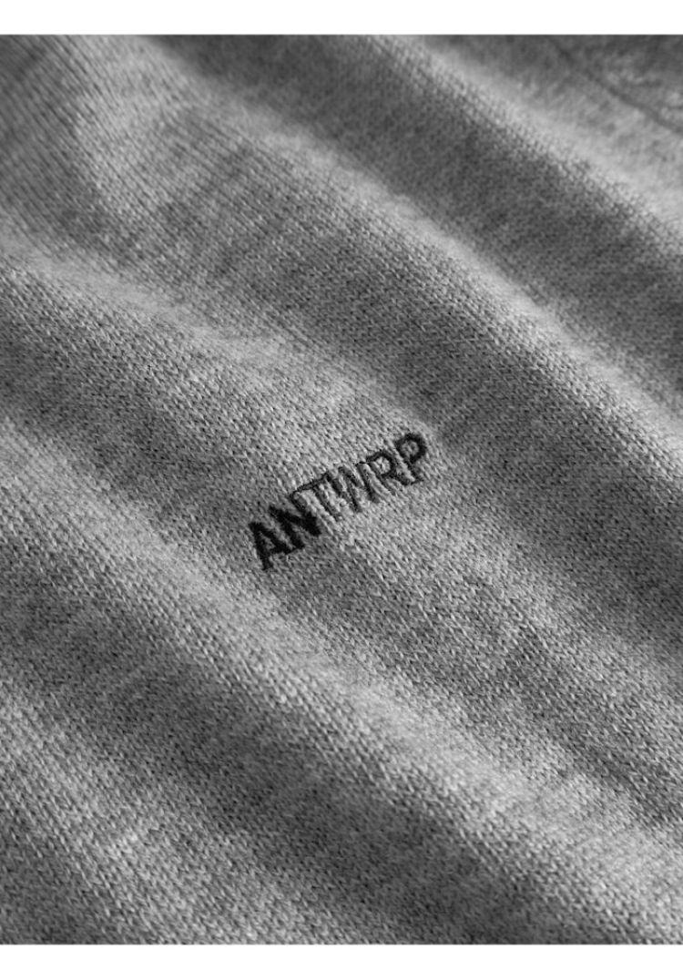  204  GREY CHINE