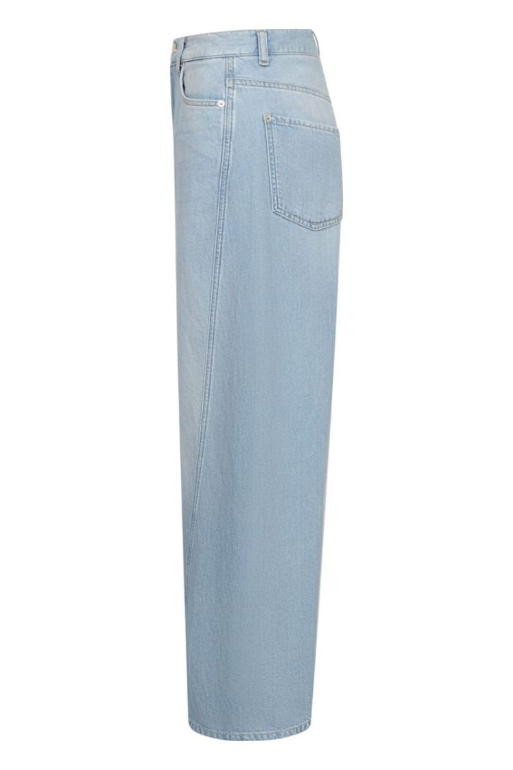  810 L.BLUE