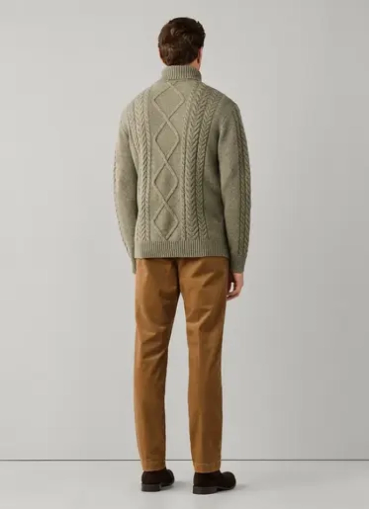  728 OLIVE