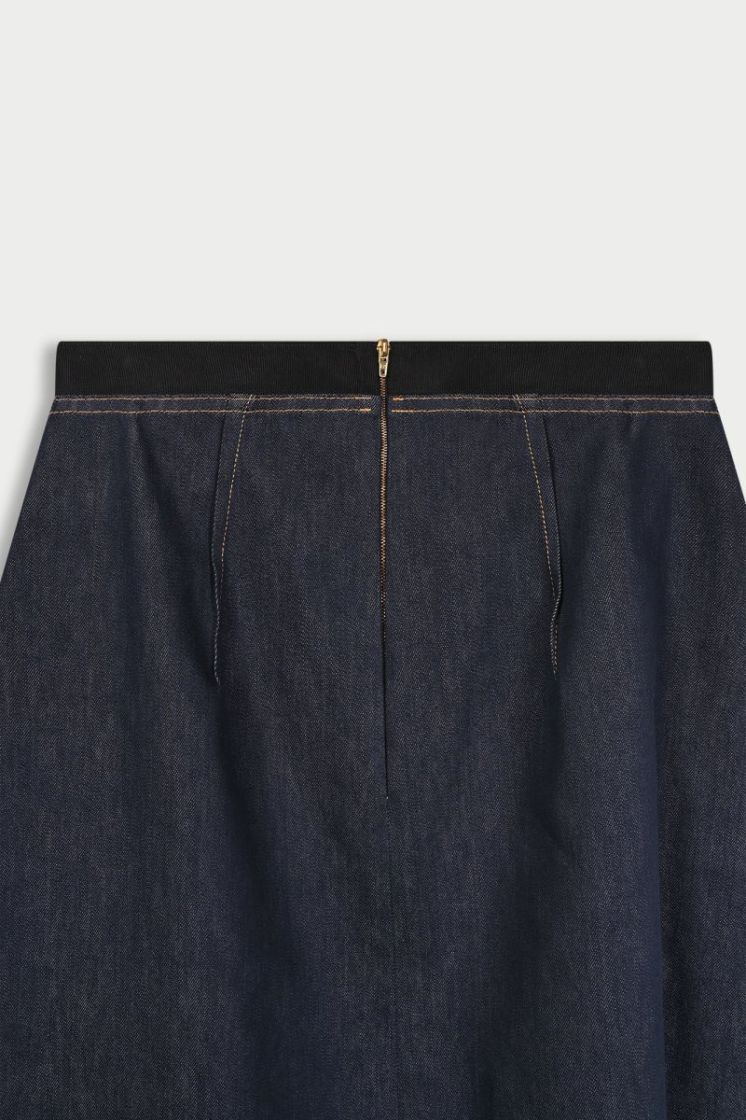  202 DENIM