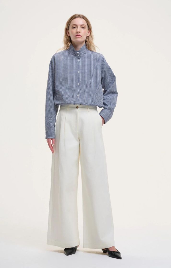 OFF-WHITE