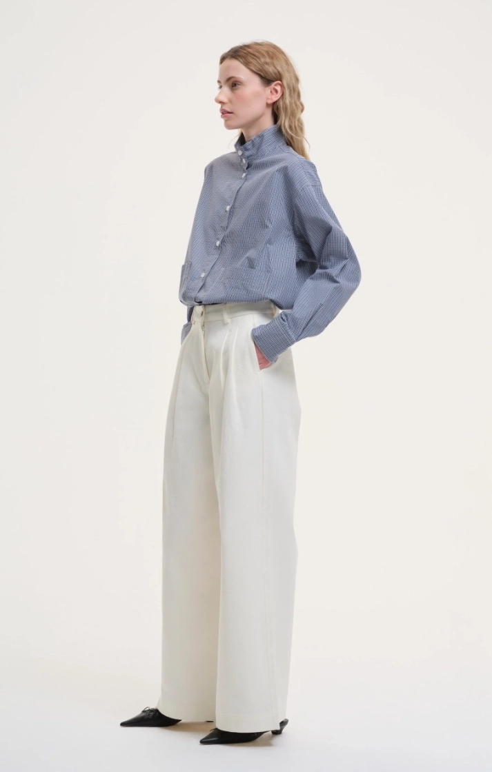 OFF-WHITE