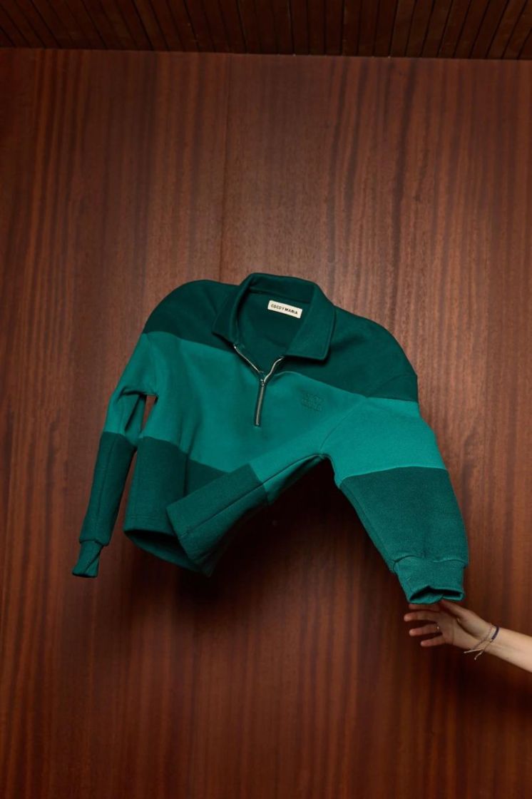 GREEN