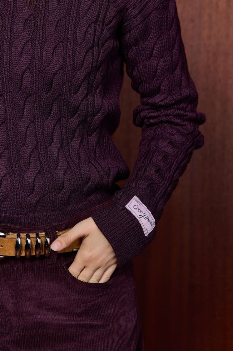 BURGUNDY