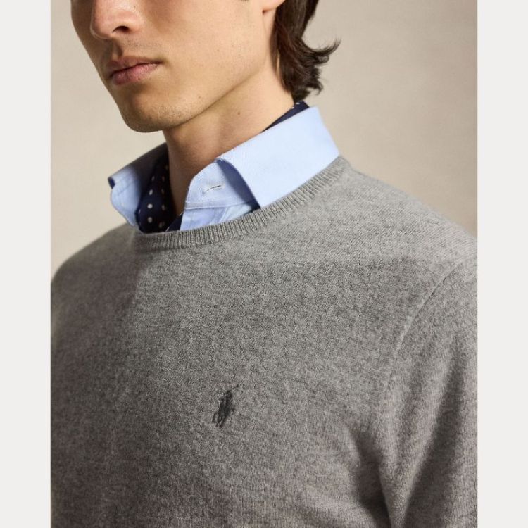 002 FAWN GREY H