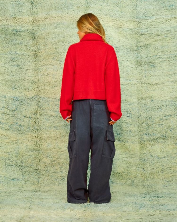 697 POPPY RED