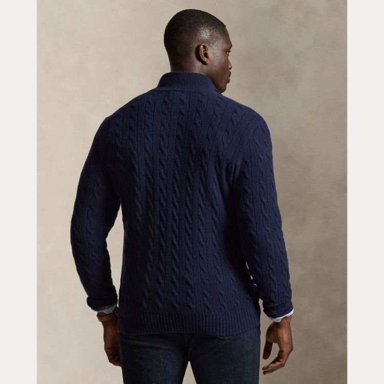  001 HUNTER NAVY